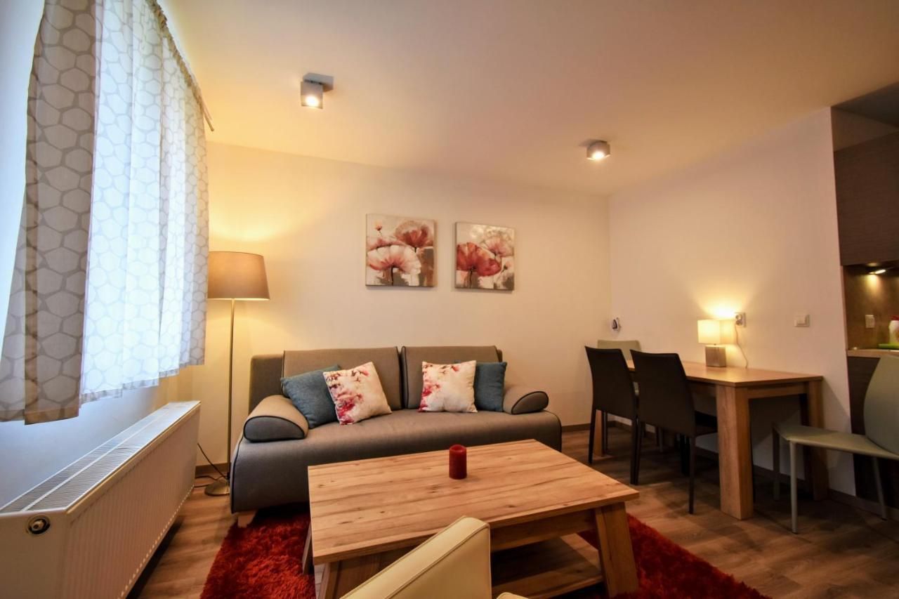 Apartment Dalibor II With Private Entrance And Private Garage Špindlerŭv Mlýn Екстериор снимка
